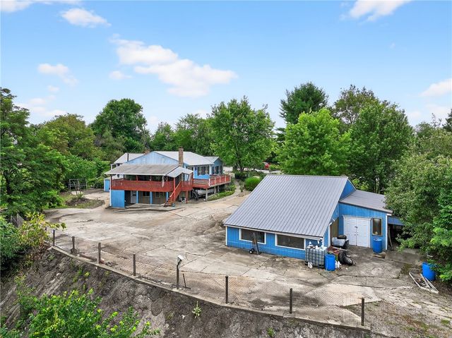 2345 Tuscarawas Rd, Brighton Twp, PA 15009