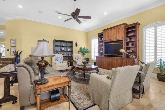 4106 Gale Dr, Pensacola, FL 32503