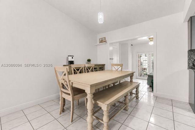 22 NW 108th Ct, Miami, FL 33172