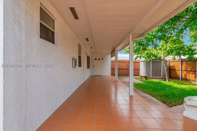 22 NW 108th Ct, Miami, FL 33172