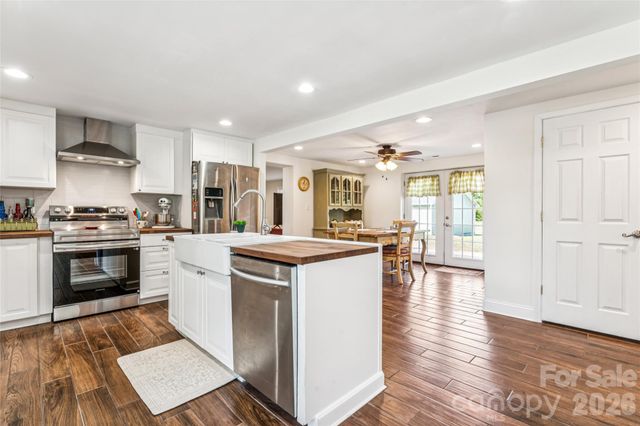 1820 Landsford Road, Marshville, NC 28103