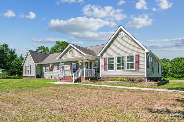 1820 Landsford Road, Marshville, NC 28103