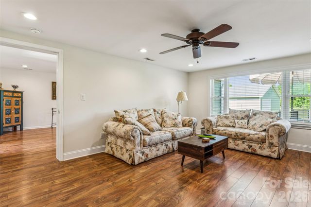 1820 Landsford Road, Marshville, NC 28103