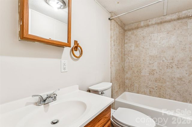 1820 Landsford Road, Marshville, NC 28103
