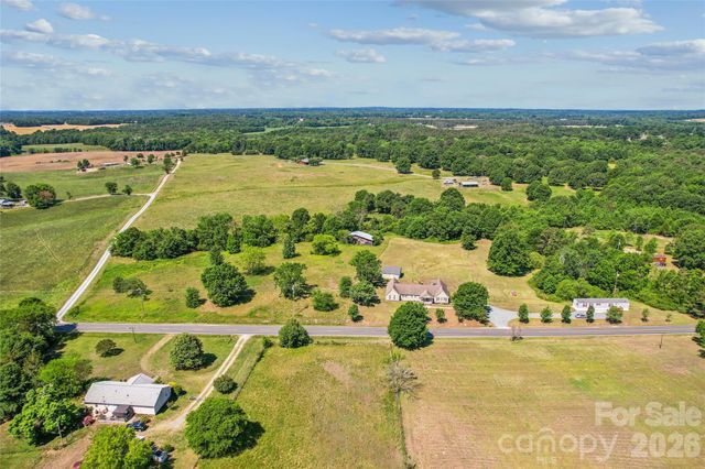 1820 Landsford Road, Marshville, NC 28103