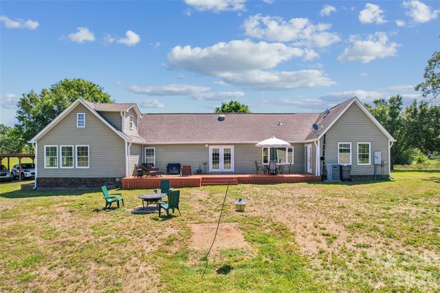 1820 Landsford Road, Marshville, NC 28103