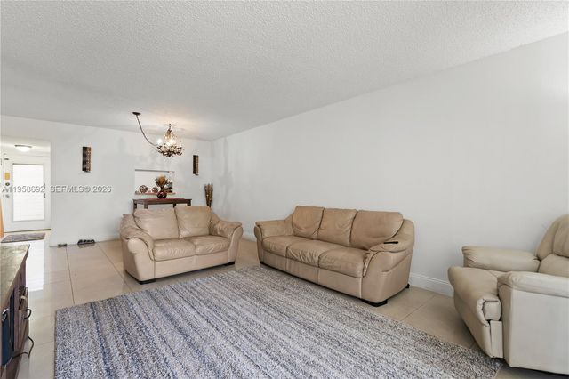 1800 SW 81st Avenue 1309, North Lauderdale, FL 33068