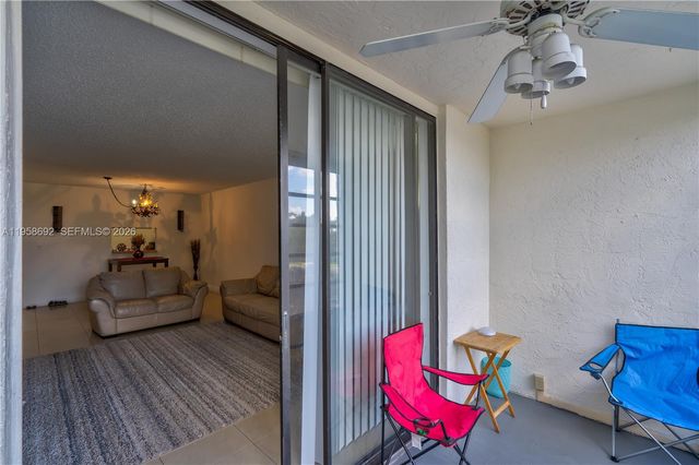 1800 SW 81st Avenue 1309, North Lauderdale, FL 33068