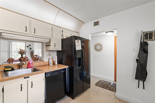 1800 SW 81st Avenue 1309, North Lauderdale, FL 33068