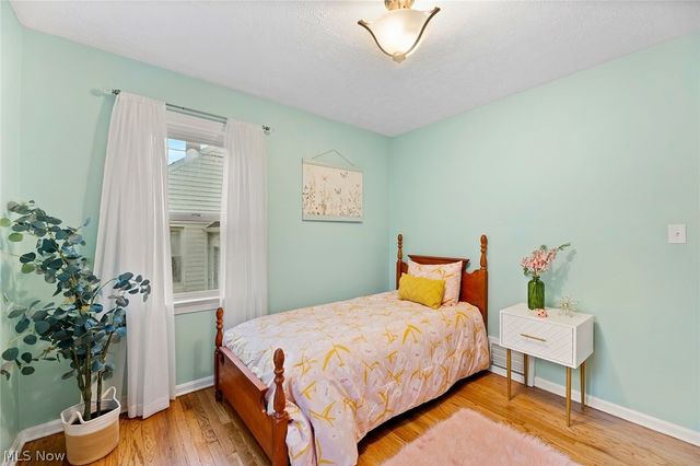 5239 Edenhurst Road, Lyndhurst, OH 44124