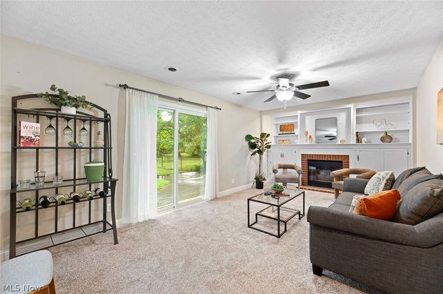 5239 Edenhurst Road, Lyndhurst, OH 44124