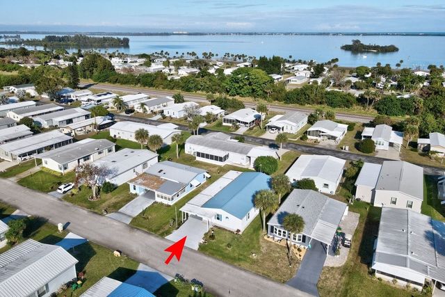 7605 Cedar Bark Road, Sebastian, FL 32976