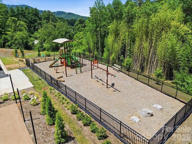 236 Smokey Holler Drive, Asheville, NC 28803
