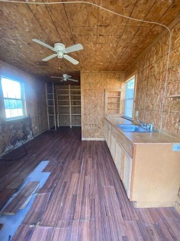25142 County Road 131, Bedias, TX 77831
