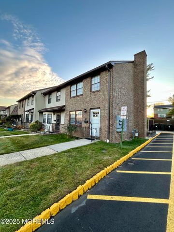 47 Village Green Way, Hazlet, NJ 07730