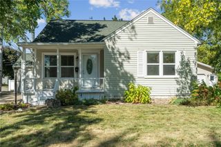 1700 Park Avenue, Marion, IA 52302