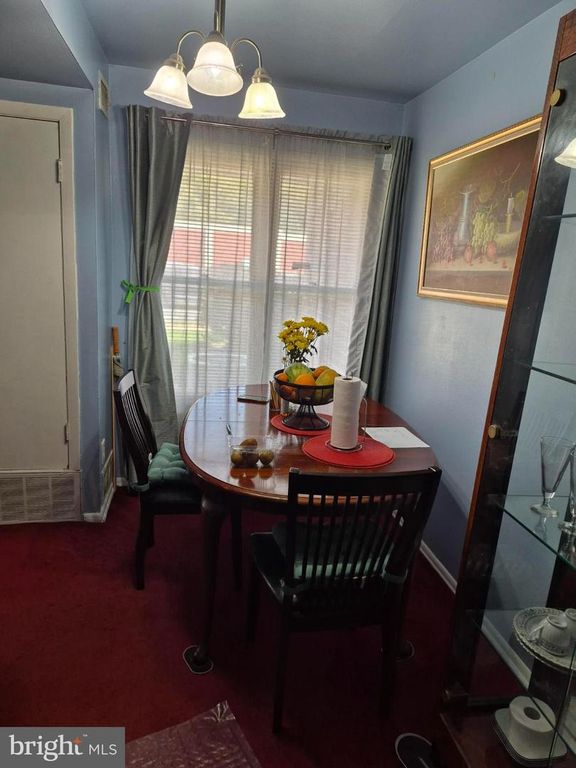 Image 10 of property listing at 3850 WOODHAVEN #302, Philadelphia, PA 19154