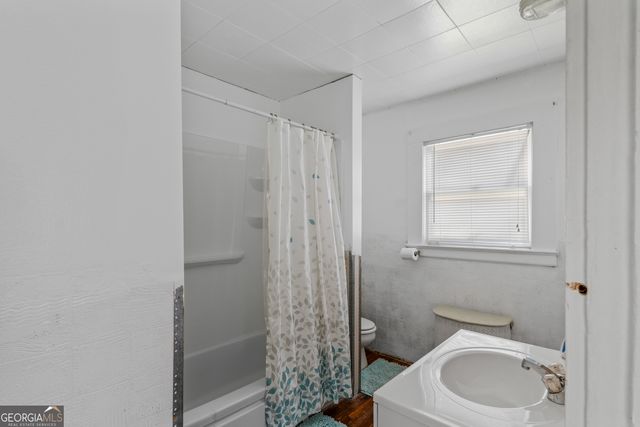 186 Arrow Point Road, Jackson, GA 30233