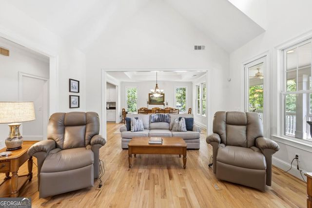 1010 Hubies Way, Greensboro, GA 30642