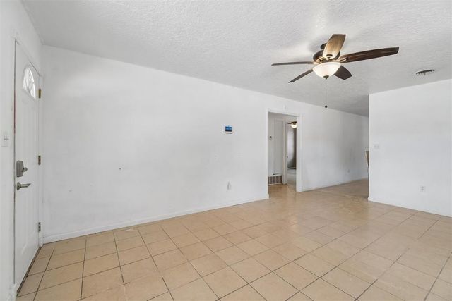 304 S Fourth Street, Noble, OK 73068