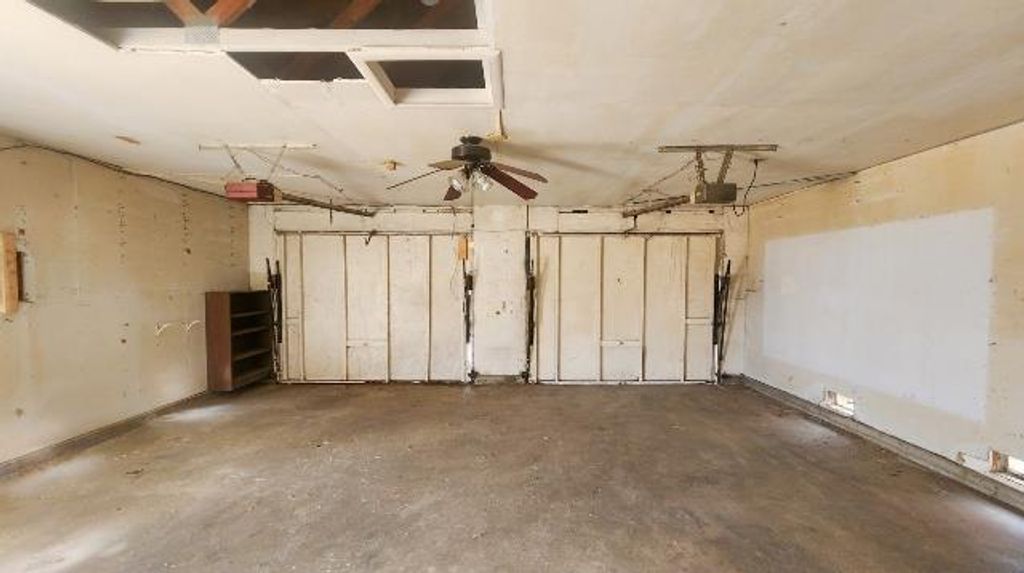 Image 19 of property listing at 20614 S Garfield Avenue, Riverdale, CA 93656