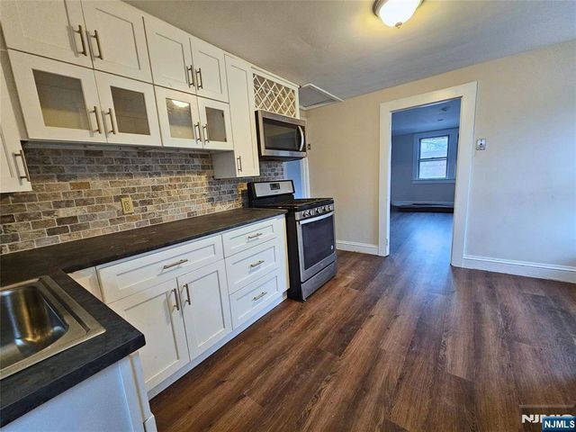 181 High Street 2nd Flr, Northvale, NJ 07647