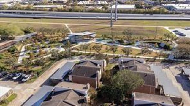 3900 Woodchase Drive 166, Houston, TX 77042