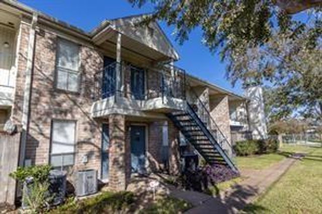 3900 Woodchase Drive 166, Houston, TX 77042