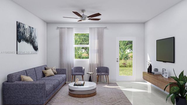 19457 SW 337 TER, Homestead, FL 33034