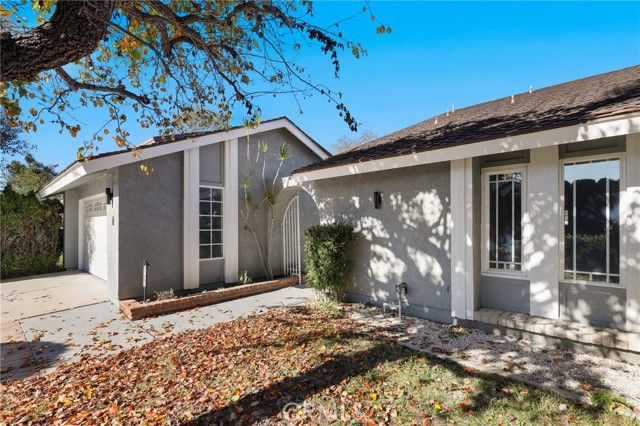 21841 Zuni, Lake Forest (el Toro), CA 92630
