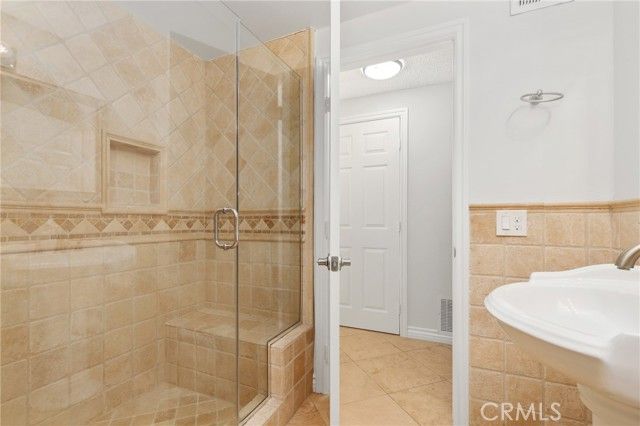 21841 Zuni, Lake Forest (el Toro), CA 92630