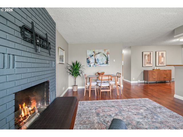 20660 Sw JAY St, Beaverton, OR 97003