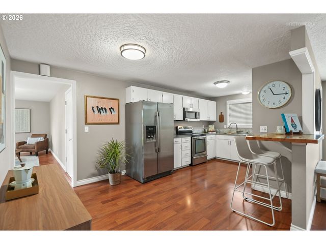 20660 Sw JAY St, Beaverton, OR 97003