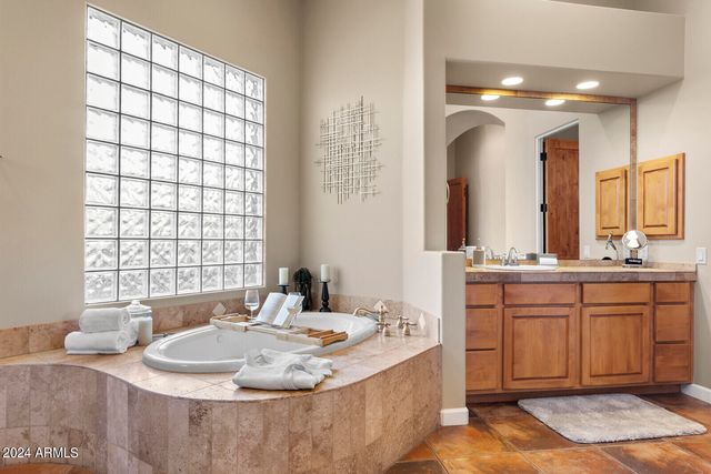 11362 E DALE Lane, Scottsdale, AZ 85262