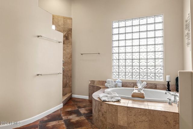 11362 E DALE Lane, Scottsdale, AZ 85262