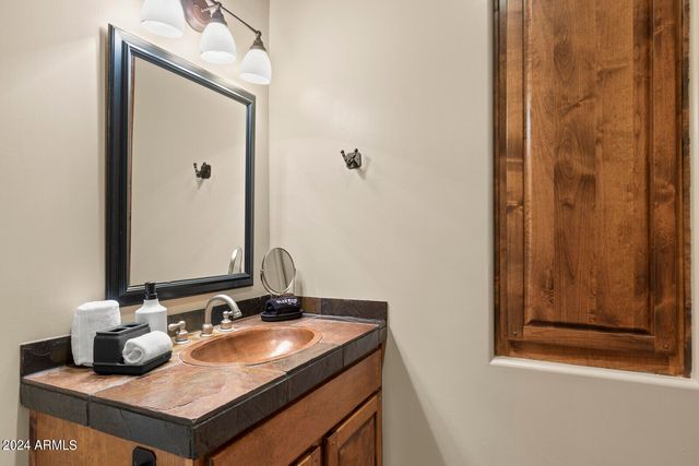 11362 E DALE Lane, Scottsdale, AZ 85262