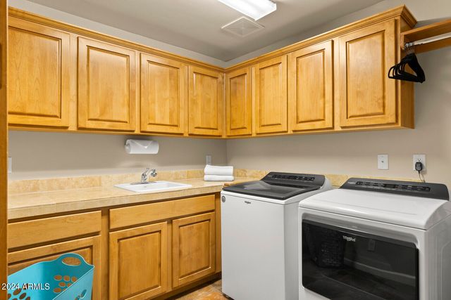 11362 E DALE Lane, Scottsdale, AZ 85262