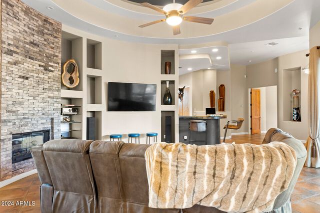 11362 E DALE Lane, Scottsdale, AZ 85262