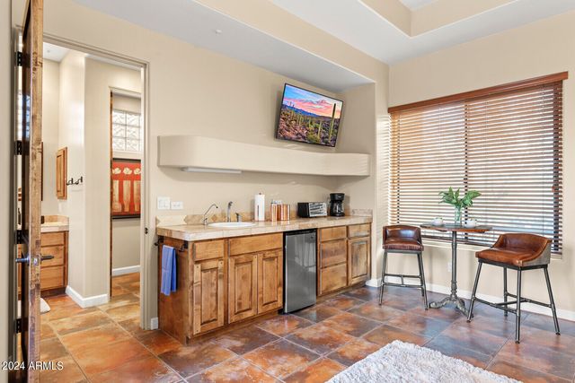 11362 E DALE Lane, Scottsdale, AZ 85262