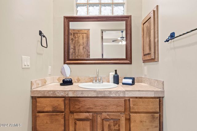 11362 E DALE Lane, Scottsdale, AZ 85262