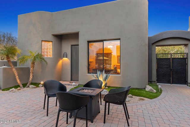 11362 E DALE Lane, Scottsdale, AZ 85262