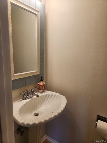 9255 E Lehigh Avenue 194, Denver, CO 80237