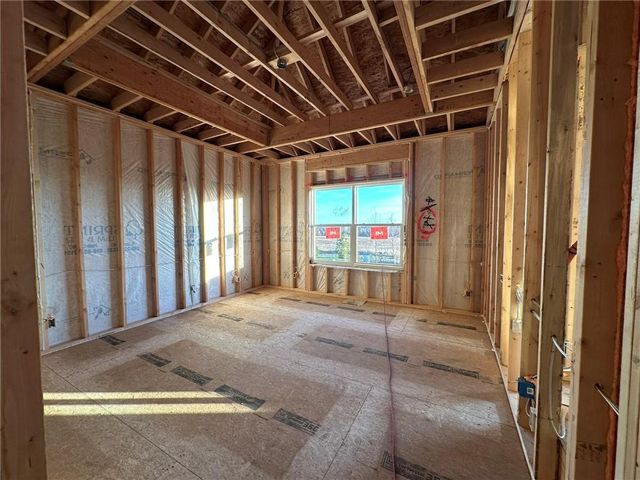 15365 W 173rd Terrace, Olathe, KS 66062