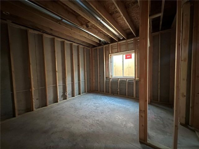 15365 W 173rd Terrace, Olathe, KS 66062