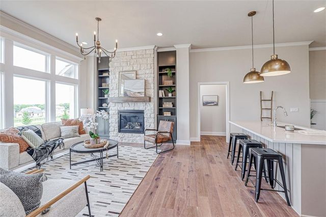 15365 W 173rd Terrace, Olathe, KS 66062