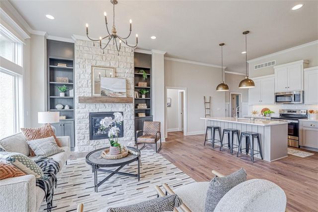 15365 W 173rd Terrace, Olathe, KS 66062