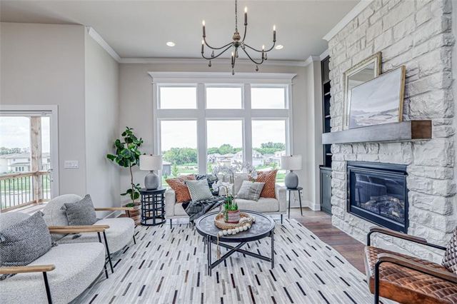 15365 W 173rd Terrace, Olathe, KS 66062