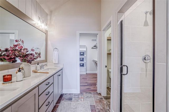 15365 W 173rd Terrace, Olathe, KS 66062