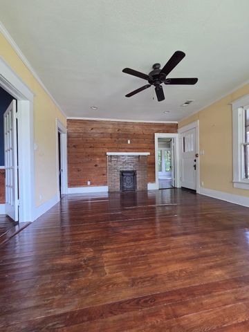 601 Oldham Street, Waxahachie, TX 75165