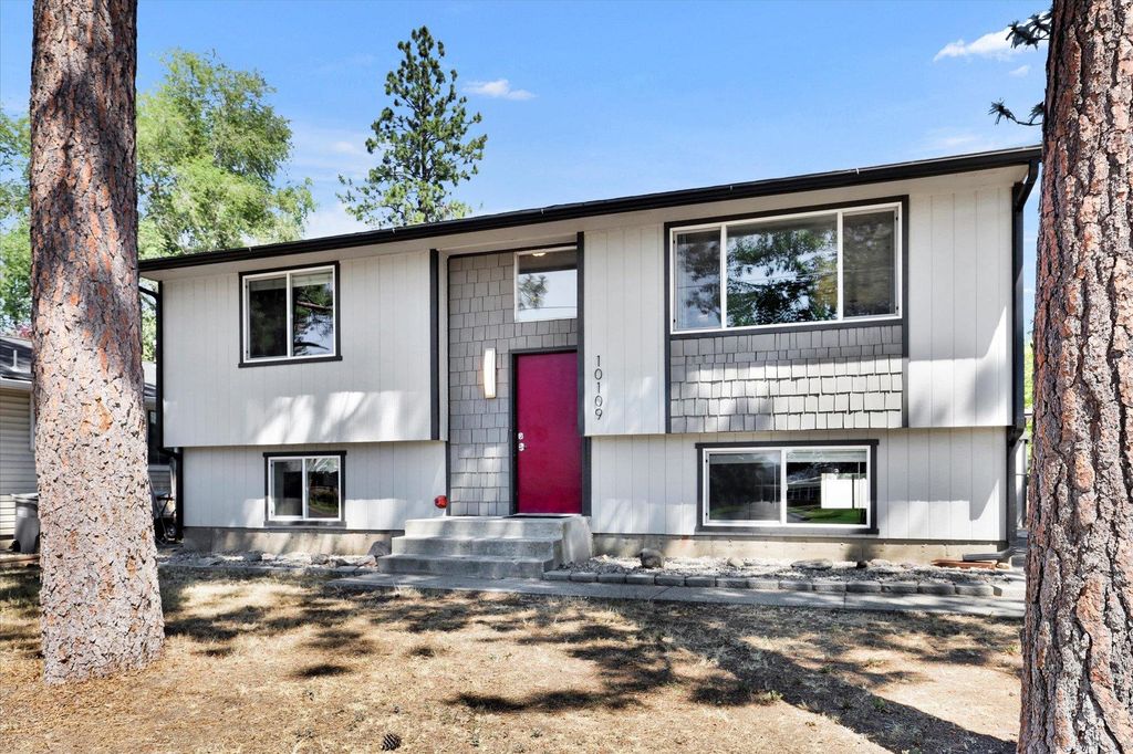 10109 E 9th Ave, Spokane Valley, WA 99206